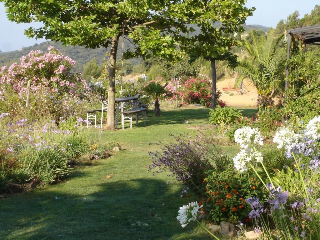 Villa House With Garden And Sea View à La Londe-les-Maures Chambre photo